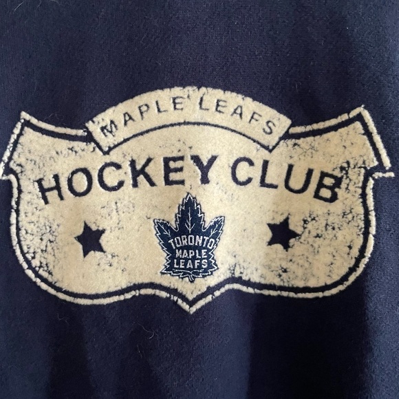 Toronto Maple Leafs Hoodie - Picture 2 of 4
